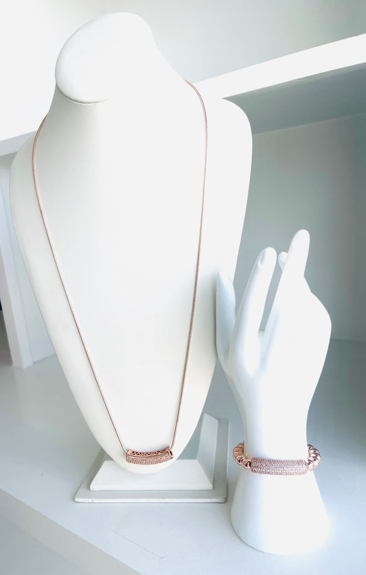 Pruvina Necklace & Bracelet Set